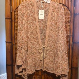 Free people kimono style top with flowing sleeves